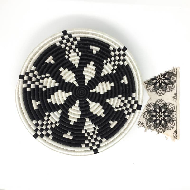 Boutique Kaleidoscope Woven Tray