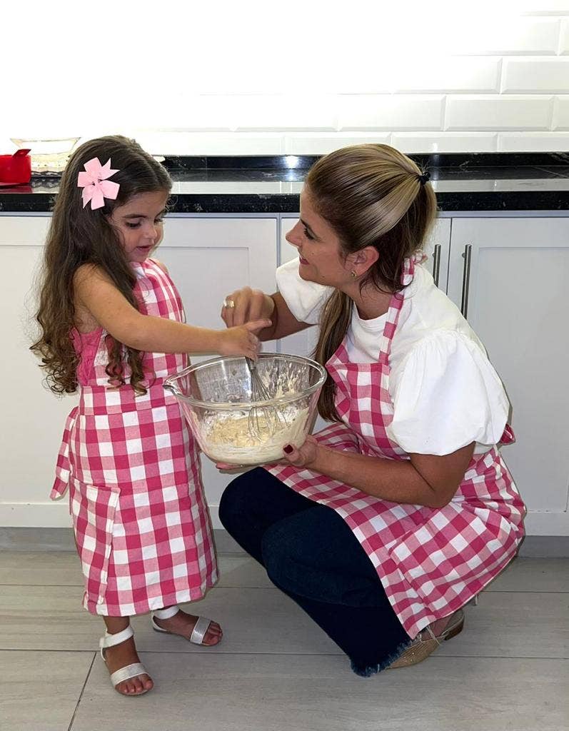 Girls Pink Check Apron