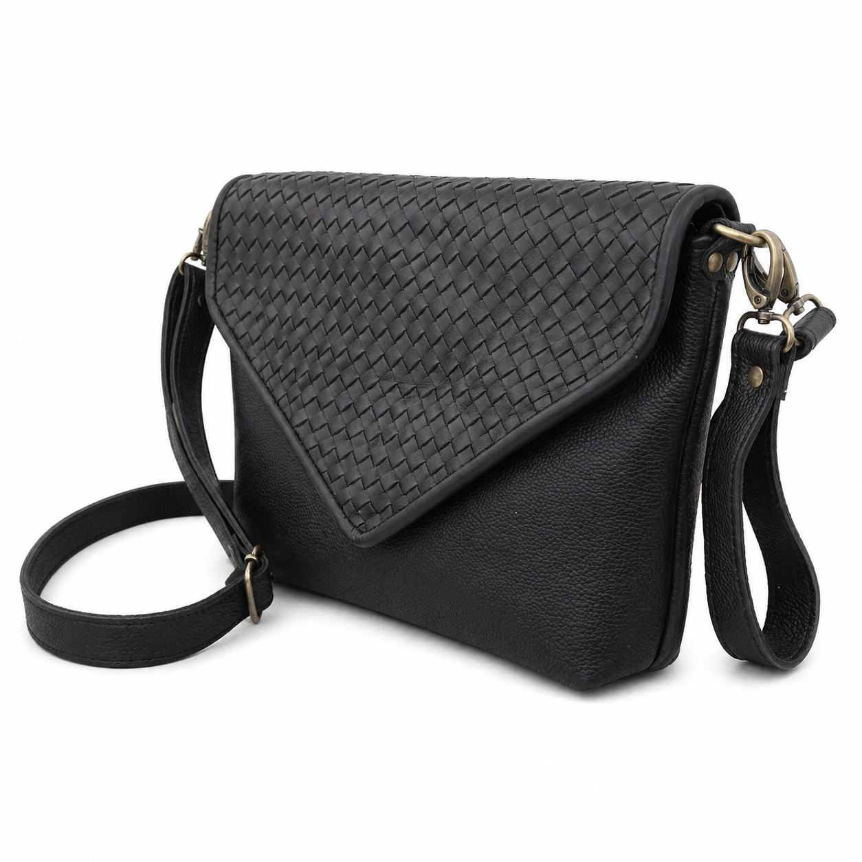 Woven Braided Leather Everyday Bag–Lightweight