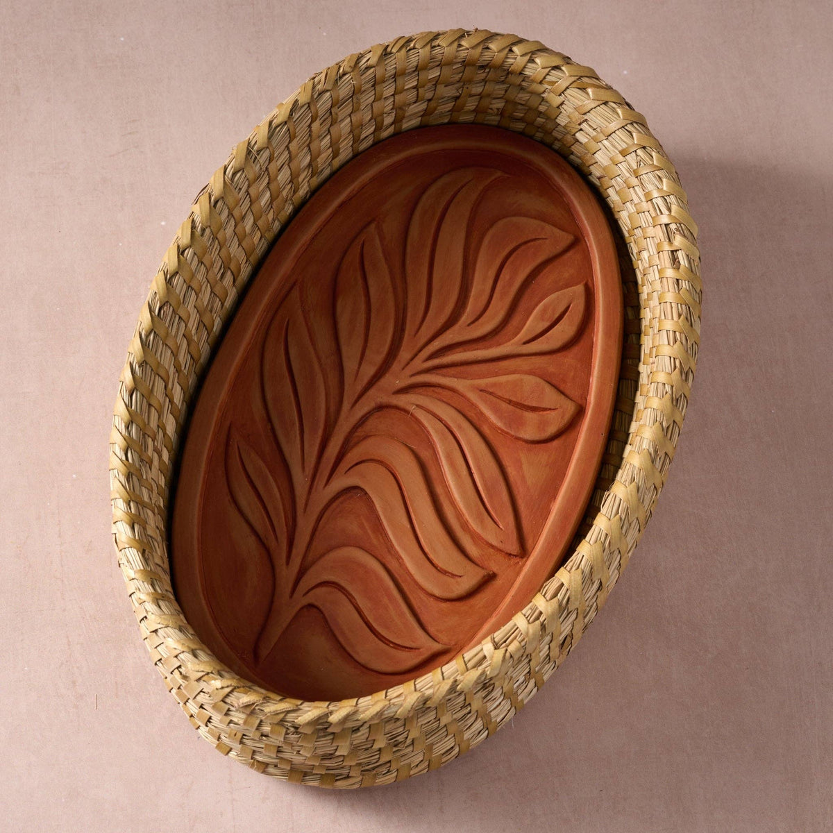 Oval Leaf Bread Warmer