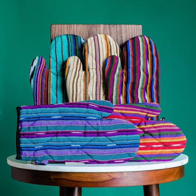 Oven Mitt (Assorted colors)