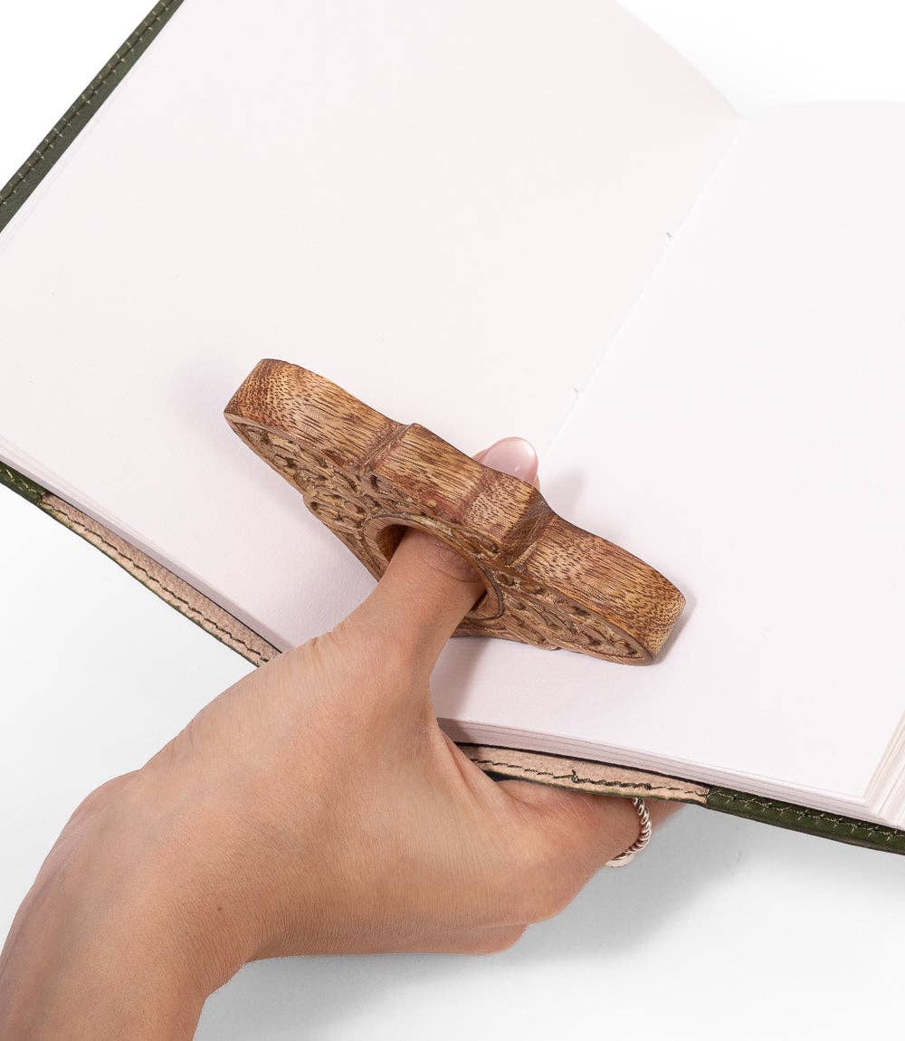 Bee Thumb Book Page Holder