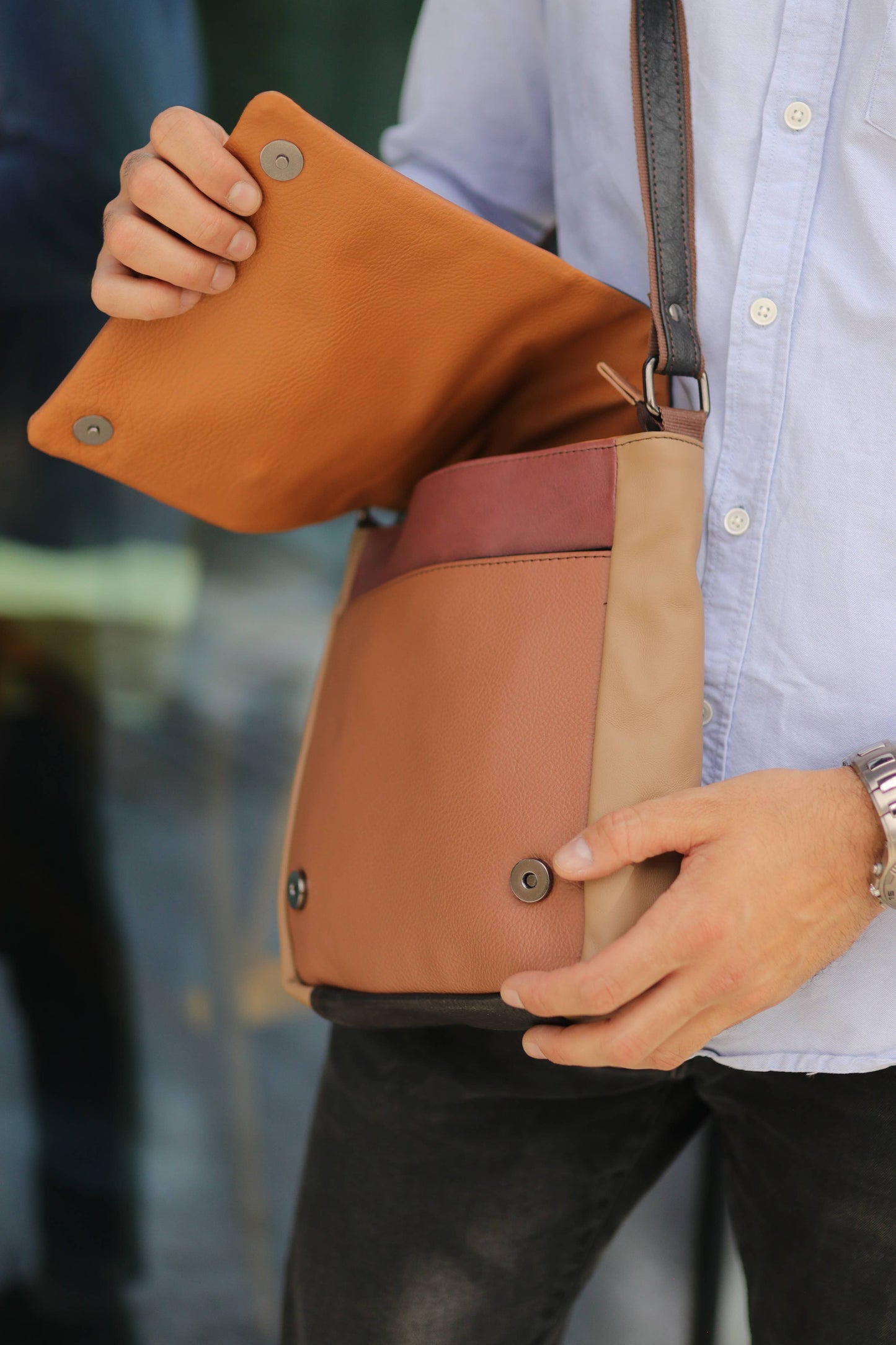 Thomas Crossbody Bag