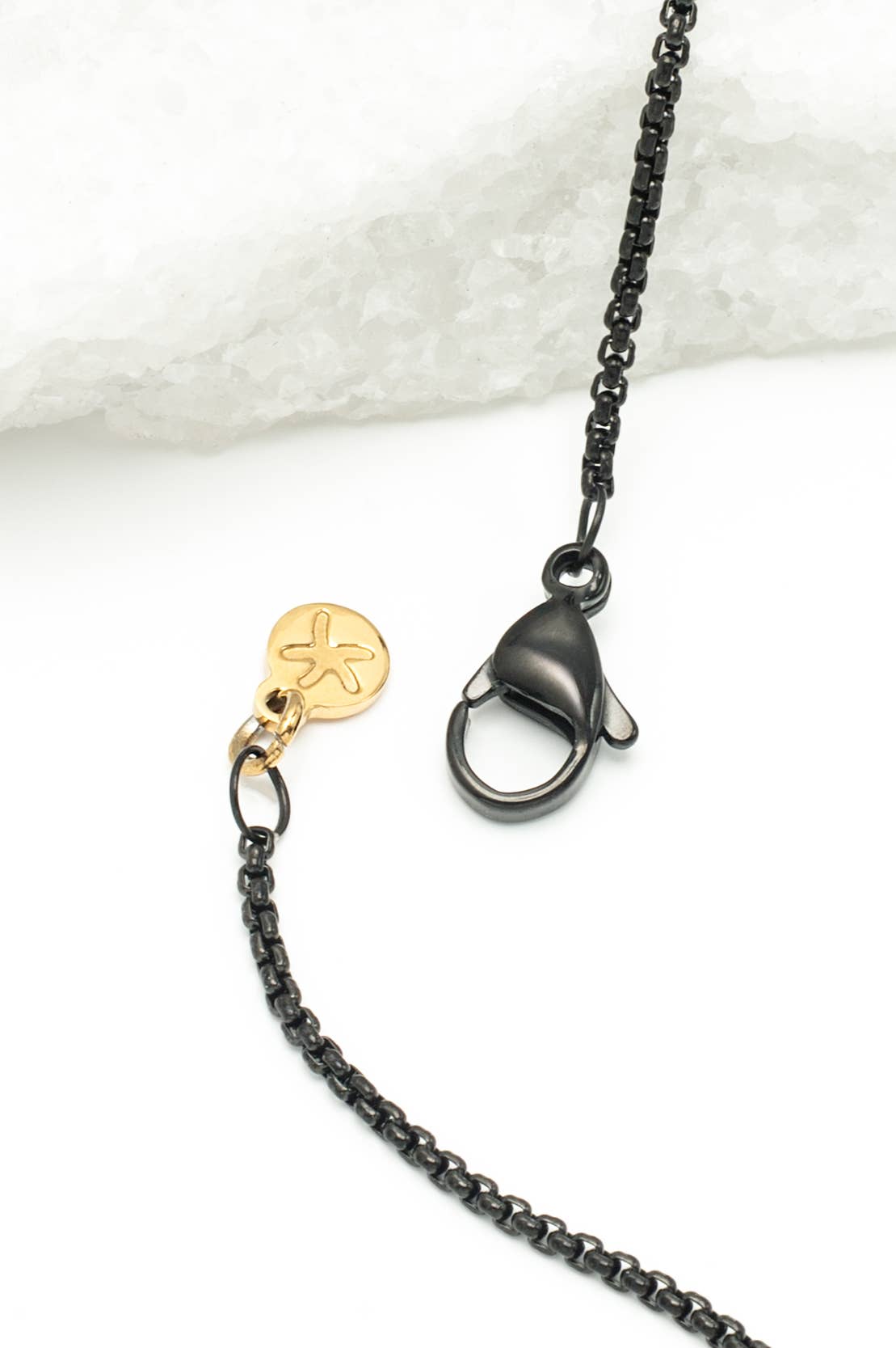 Justice Men's Gold Bar Necklace