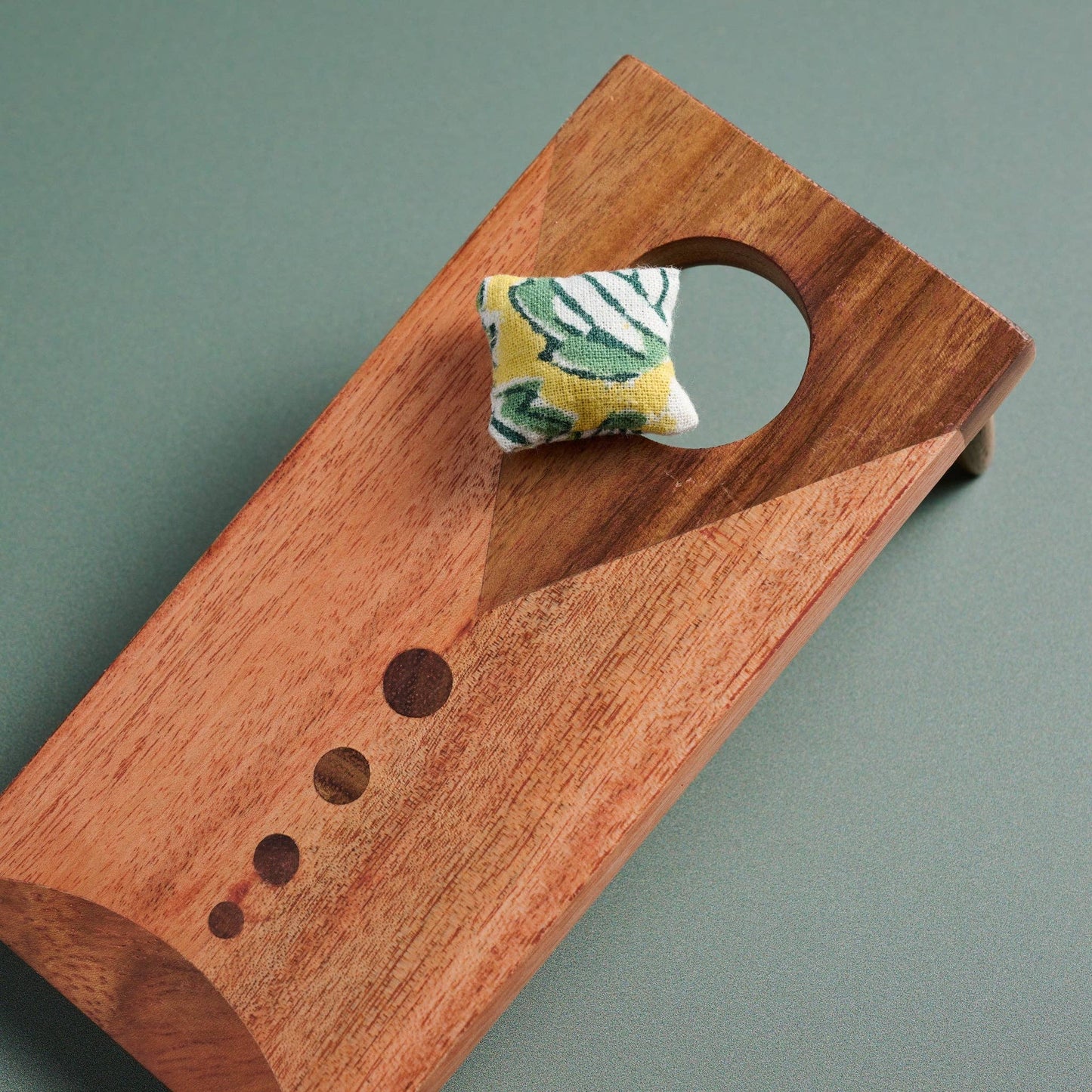 Wood Tabletop Cornhole Game