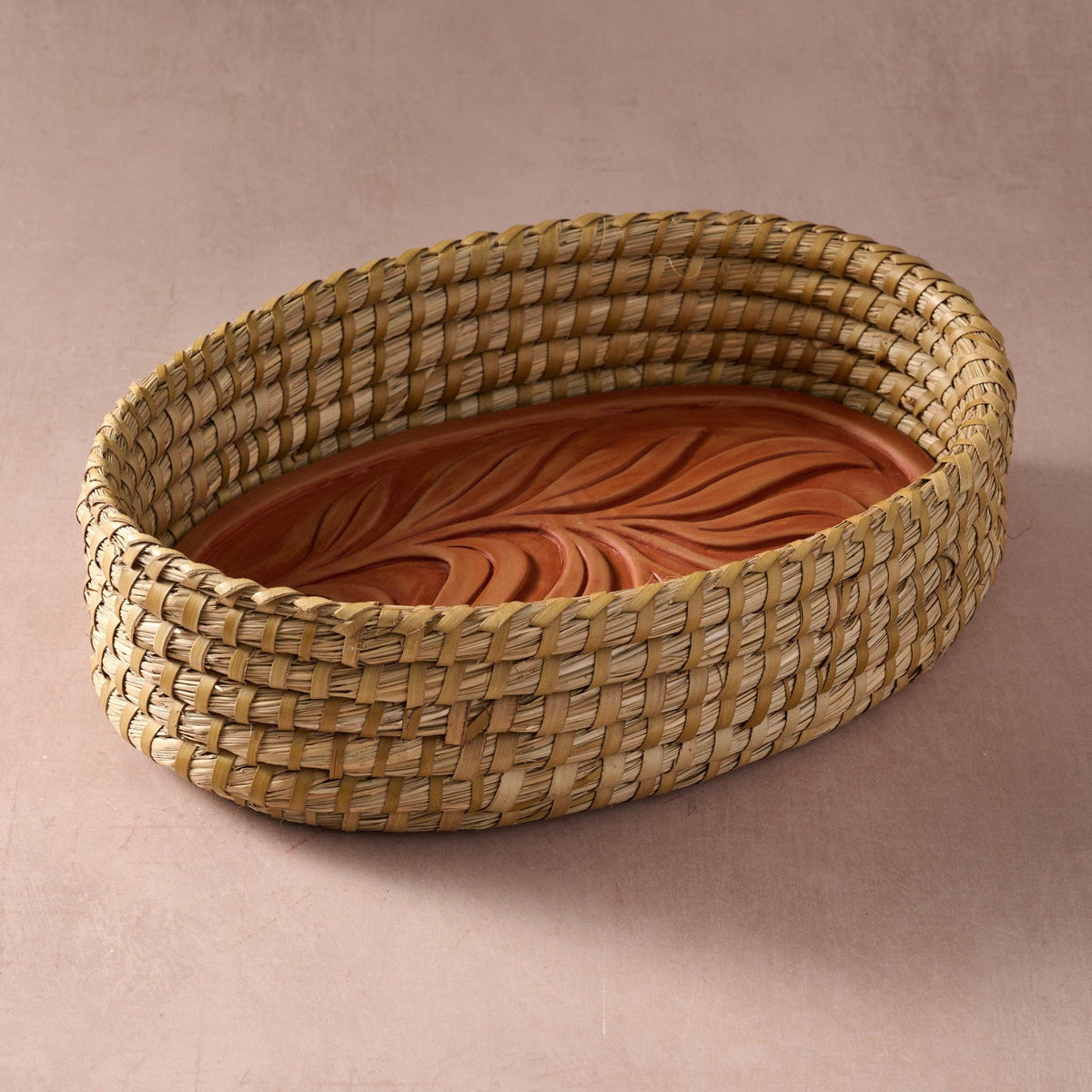 Oval Leaf Bread Warmer