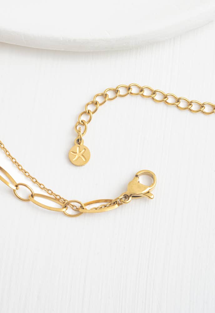 Holly Mother-of-Pearl Necklace