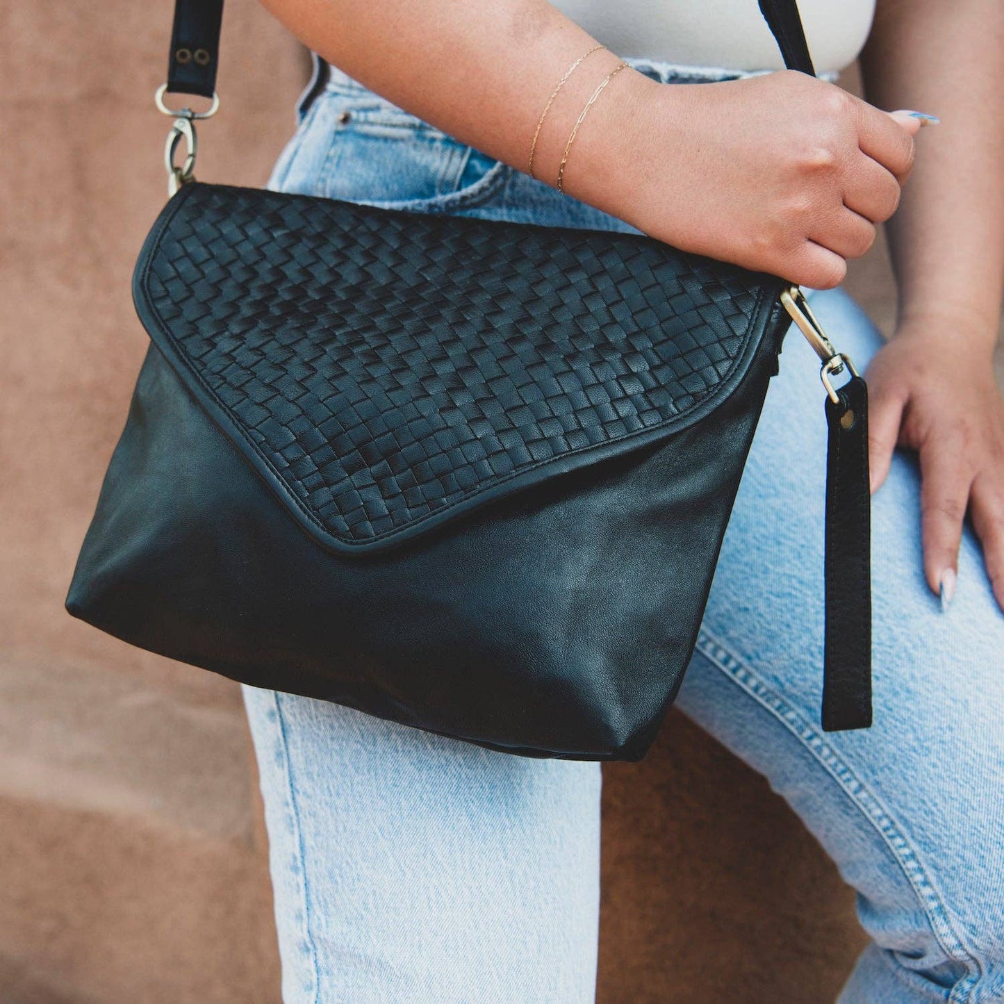 Woven Braided Leather Everyday Bag–Lightweight