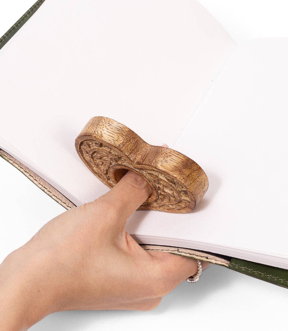 Heart Thumb Book Page Holder