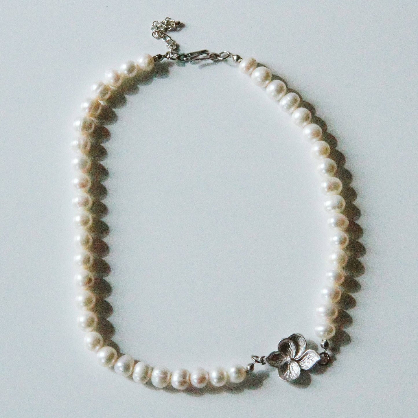 Floral Pearl Necklace