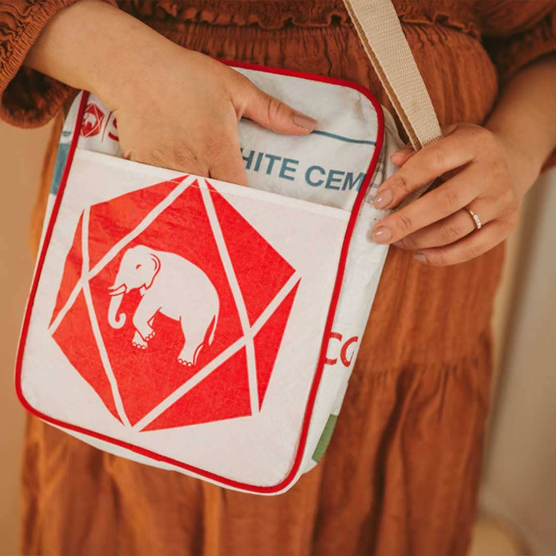 Diamond Elephant Crossbody Bag